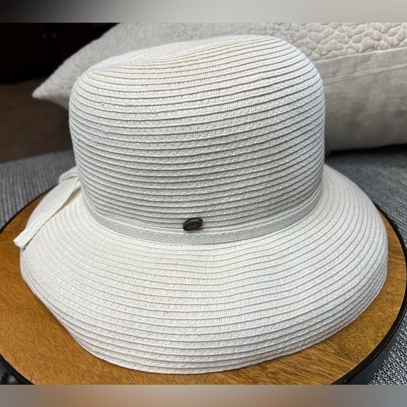 H009. Gossamer Sunny Hat One Size 21.5” Cream - Picture 3 of 6